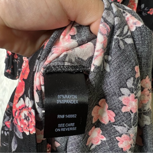 Torrid Black/Pink Long Sleeve Floral Dress Size 3 - Picture 4 of 4